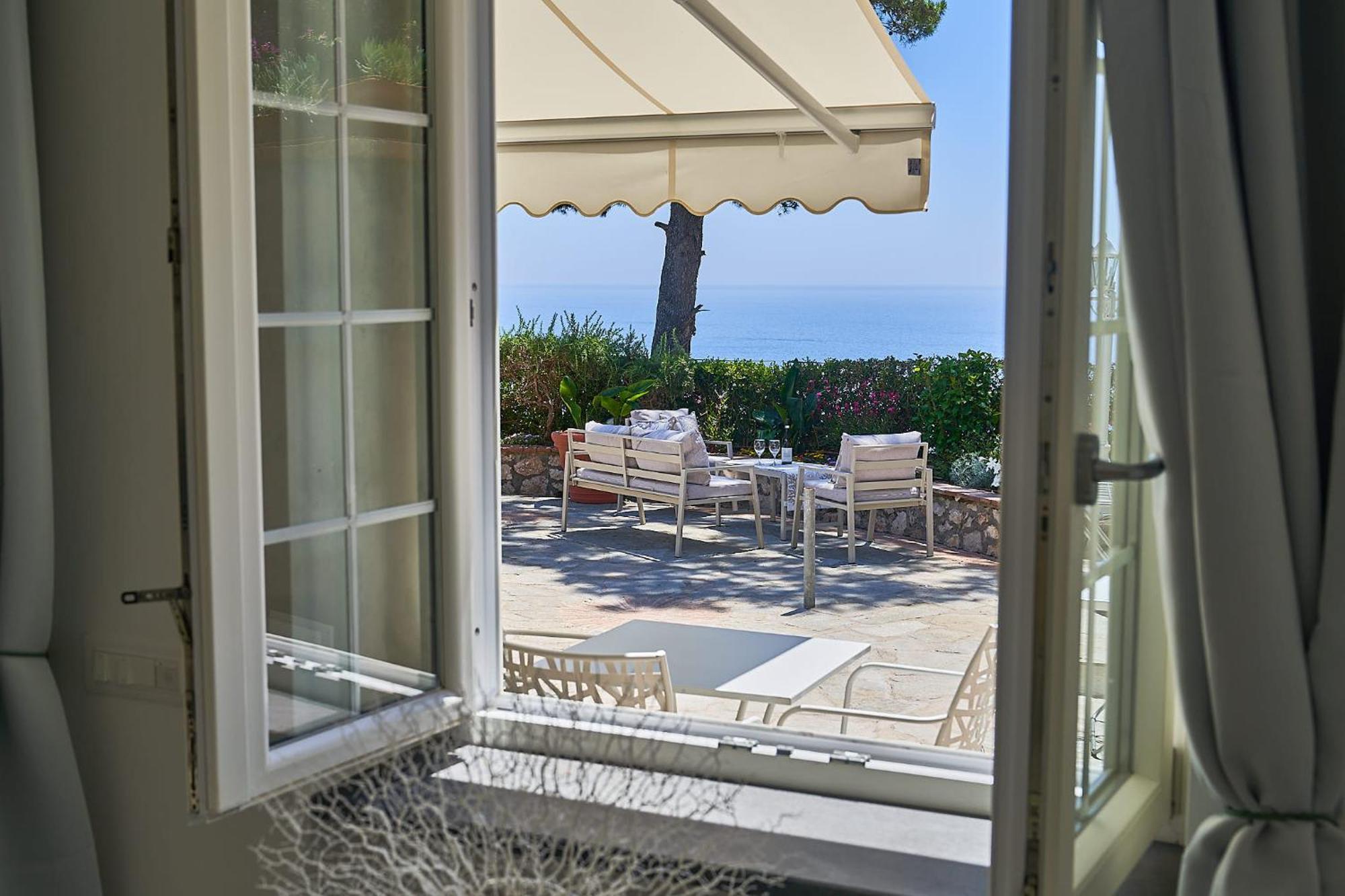 Bed & Breakfast To Be Sea View Capri