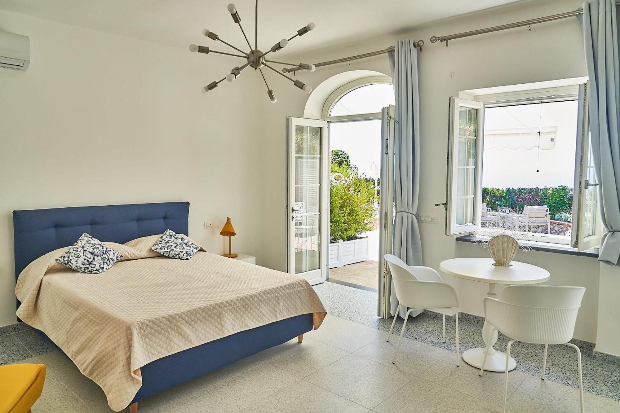 Bed & Breakfast To Be Sea View Capri